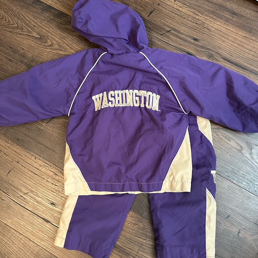 2T UW Huskies Nike Track Suit